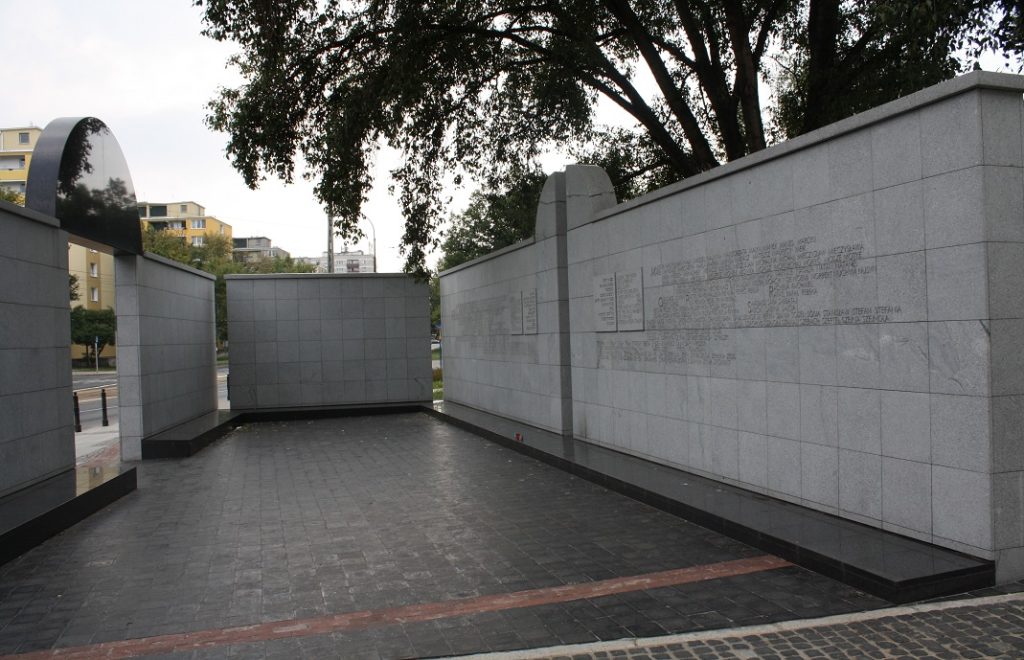 Minnesmerket Umschlagplatz i Warszawa. 