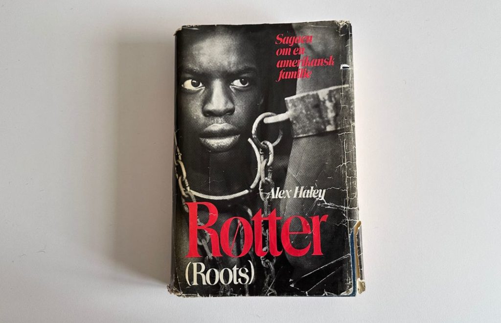Boken Røtter er verdt å lese før en reise til Gambia