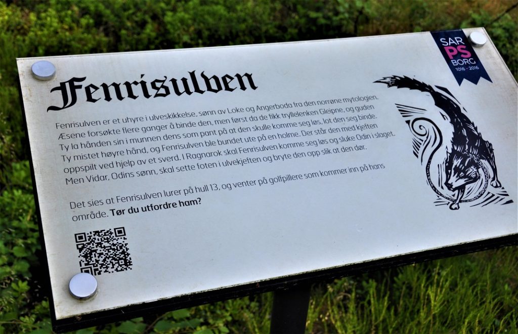 Fenrisulven lurer på hull 13 på Skjeberg Golfklubb