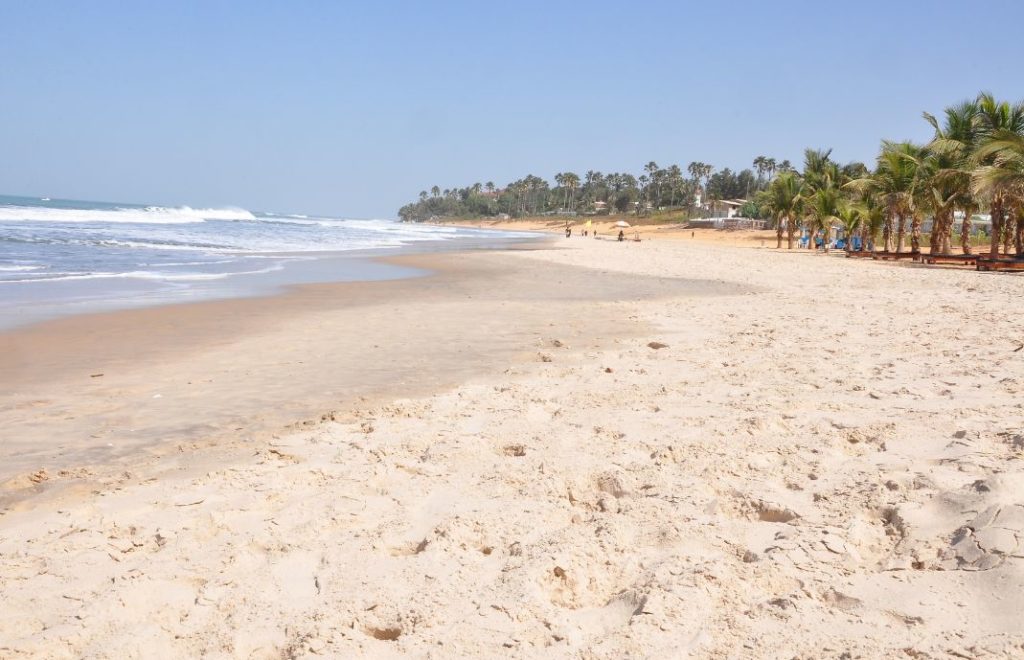 Solen skinner stort sett i Gambia - perfekt for late dager på stranden. 