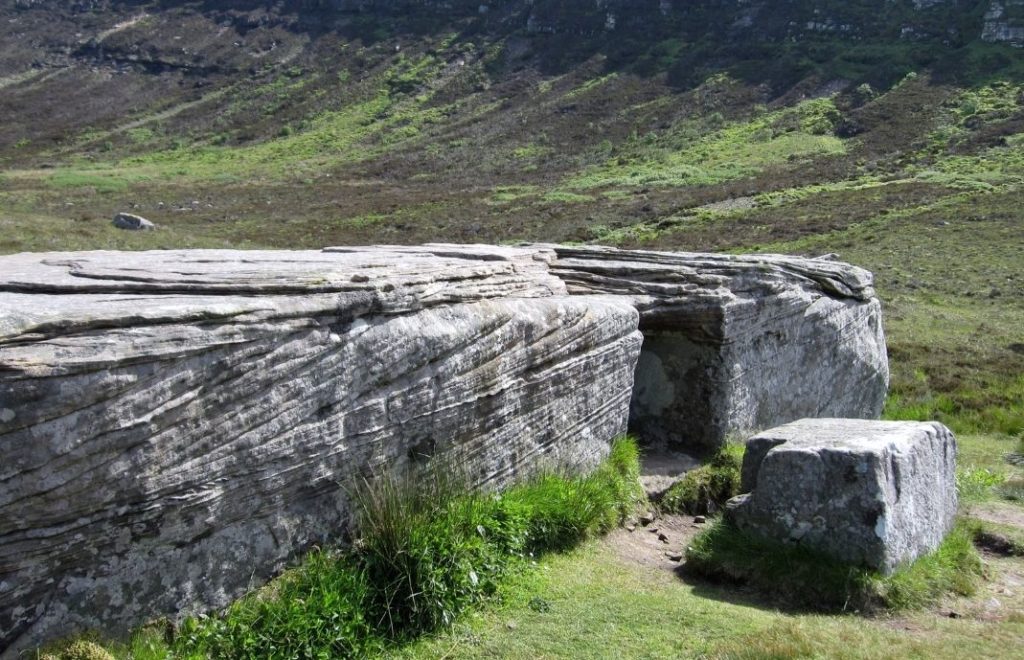 Dwarfie Stane, en megalittisk kammergrav