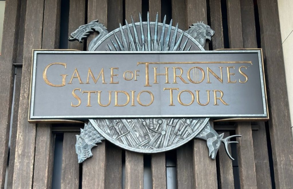 verdens eneste offisielle Game of Thrones Studio Tour  tar deg med bak kulissene på en av verdens mest berømte tv-serier