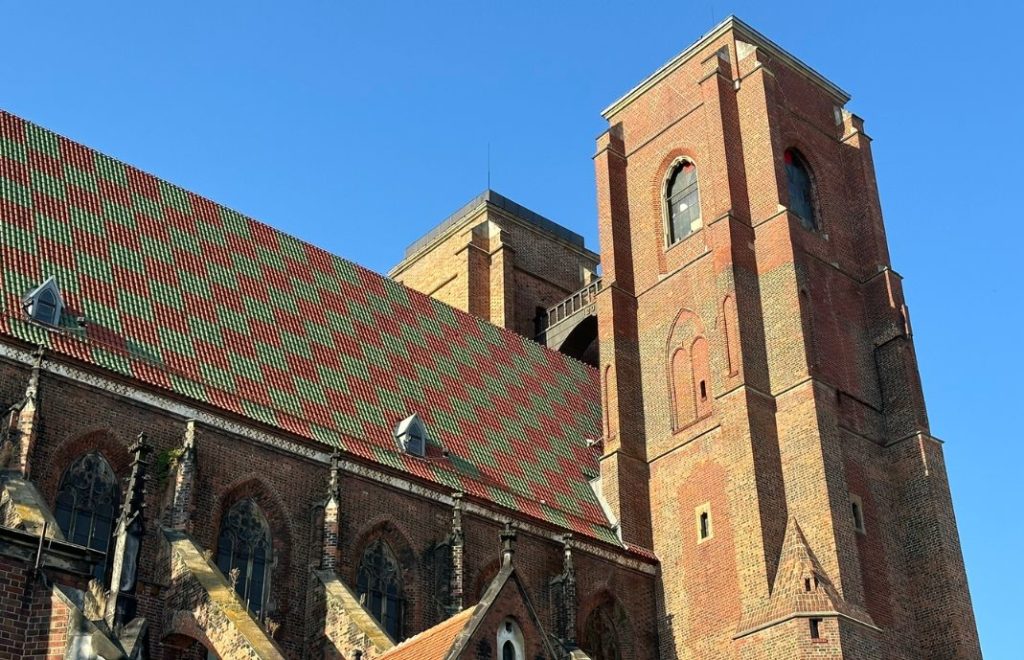 Fra broen i St. Mary Magdalene’s Church har du fantastisk utsikt over Wroclaw