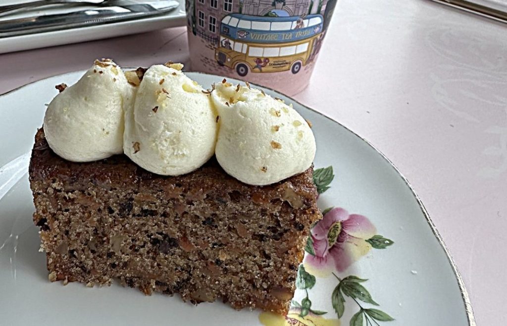 Dessert er viktig på en Afternoon Tea hos Vintage Tea Trips i Dublin